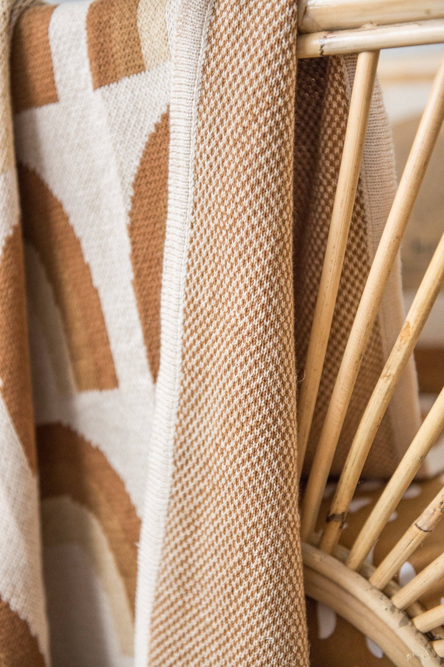 Organic Cotton Knitted Blanket: Rainbow
