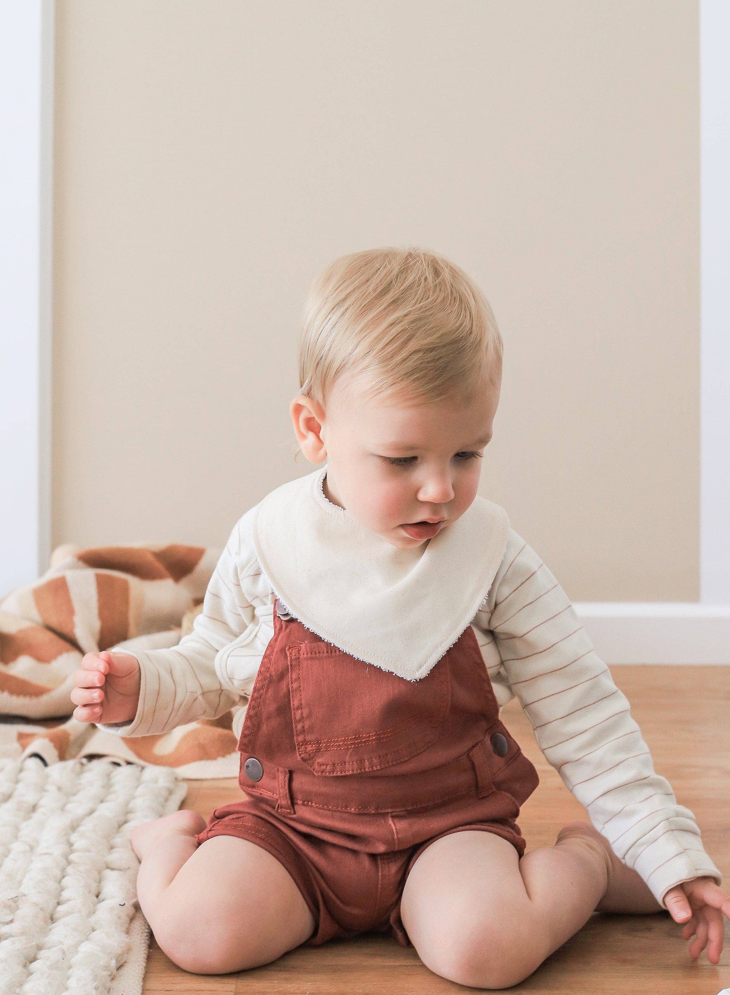 Dribble Bib: Golden Tan