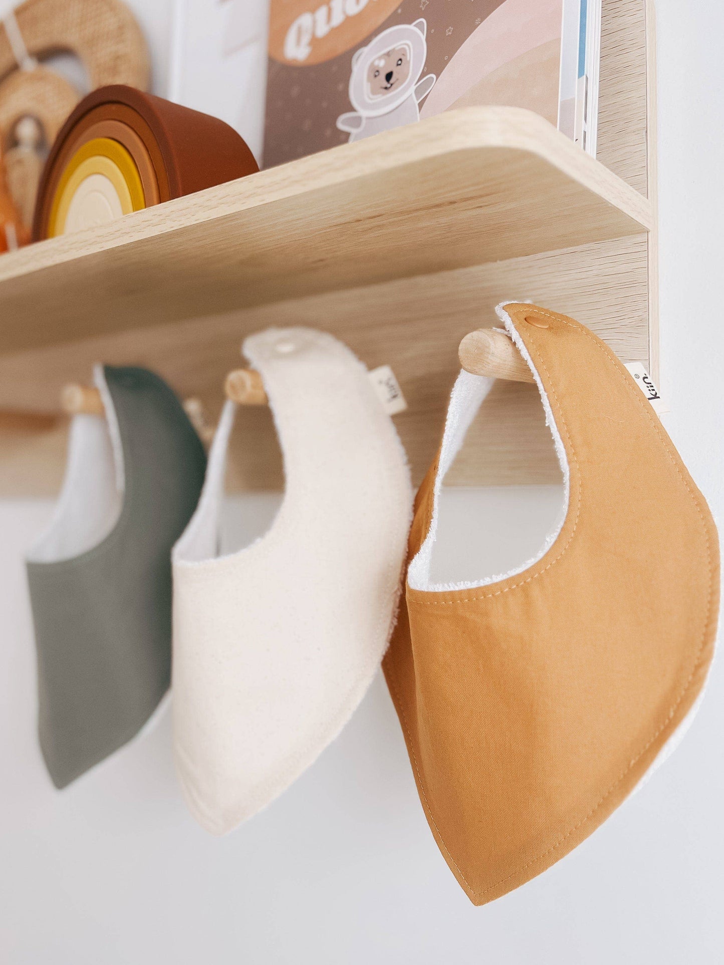 Dribble Bib: Eucalyptus