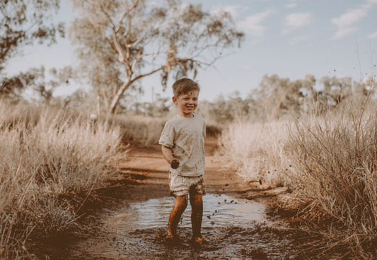 Muddy Huddy Staple Tee Sand